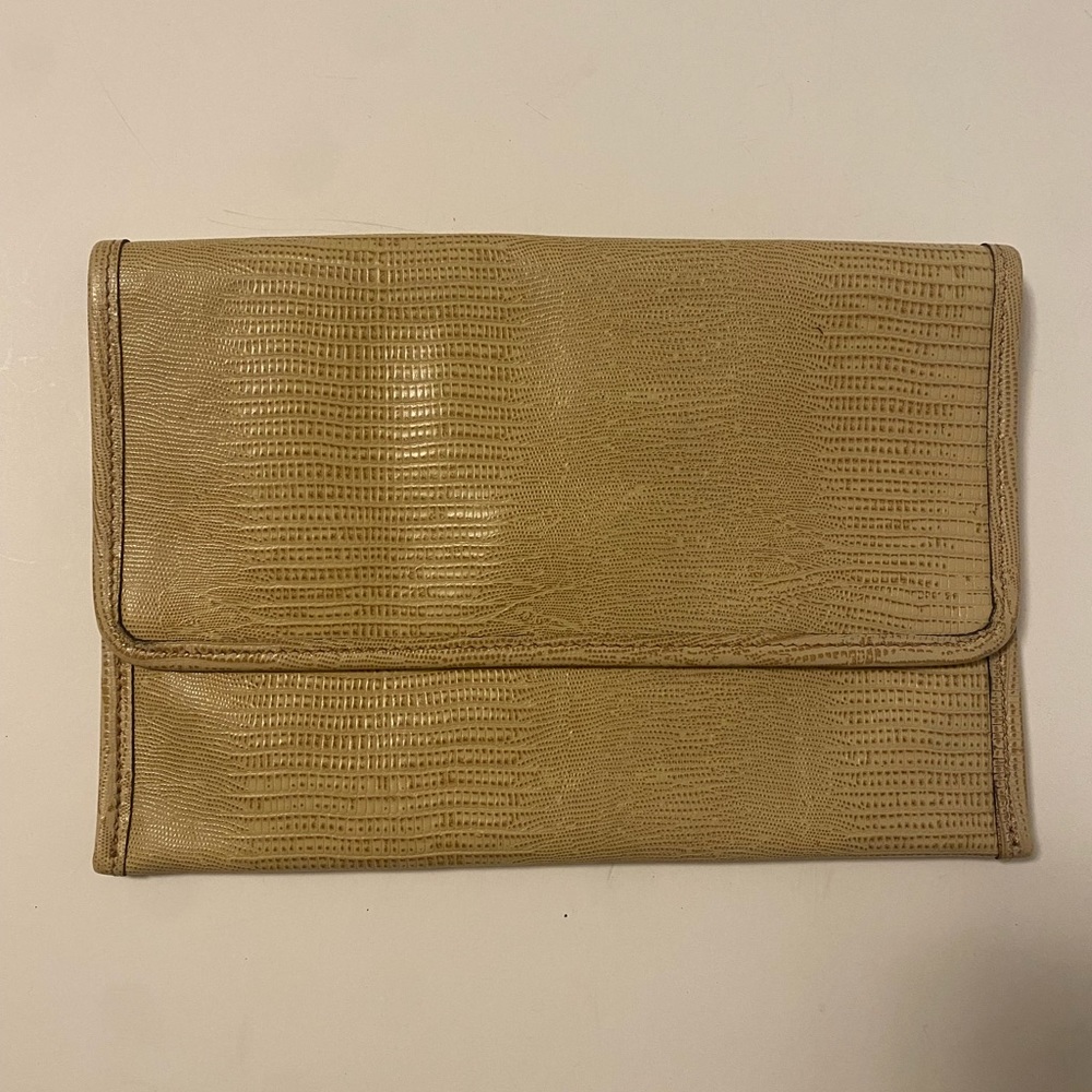 Vintage David Mehler for DAME beige clutch
